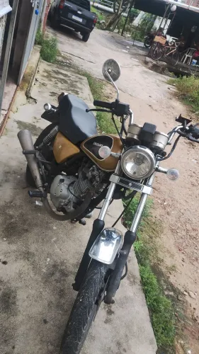 Suzuki intender 125