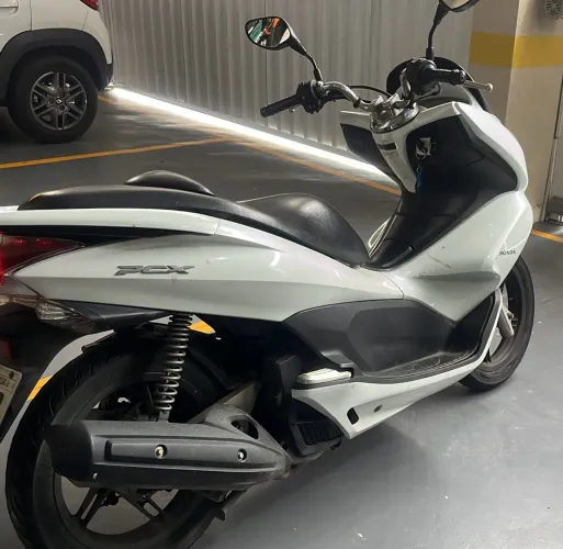 Vendo MOTO PCX