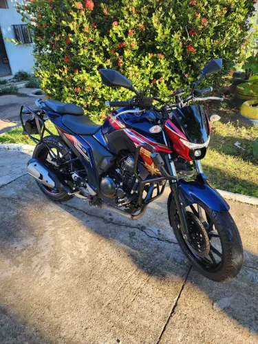 Yamaha FZ25 Venda ou troca 