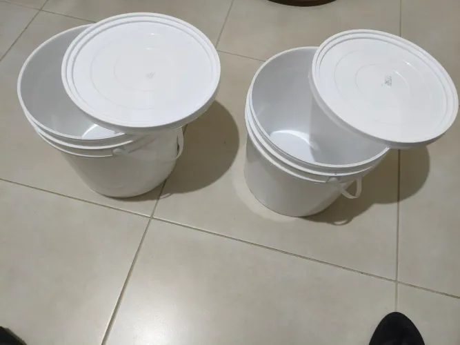 Baldes de plástico 