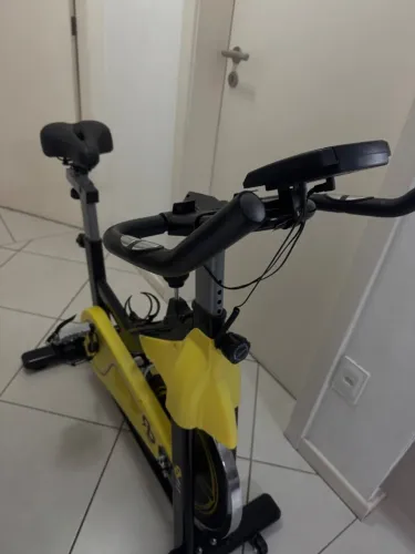 Bicicleta ergométrica 12kg de inércia 