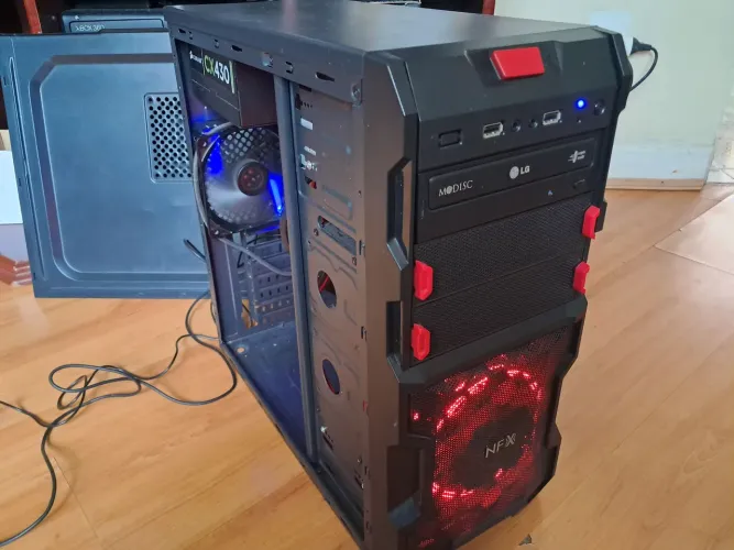 Pc gamer intel I5 3400 8GB placa vidiio intrigada 