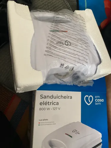 Sanduicheira elétrica 127v