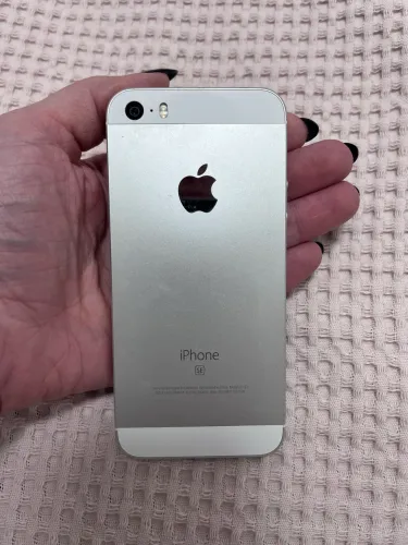 iPhone SE