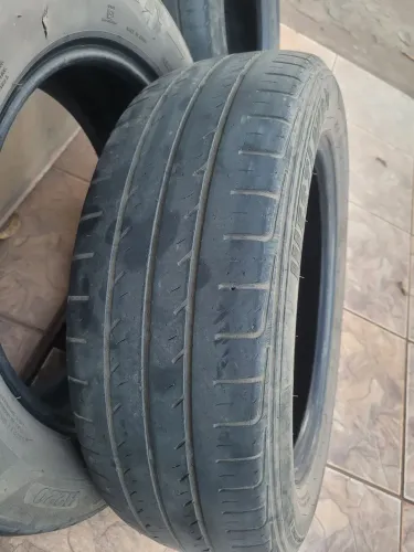 Pneu 185 60 15