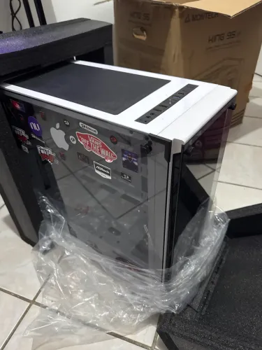 Gabinete Gamer Red Dragon Wheel Jack Branco