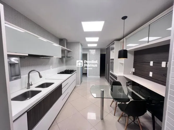 Apartamento com 3 dormitórios para alugar, 228 m² por R$ 5.784,37/mês - Centro - Nova Frib
