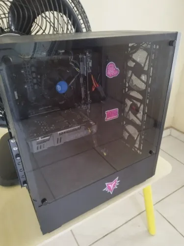 PC Gamer GTX1650 + Monitor 25