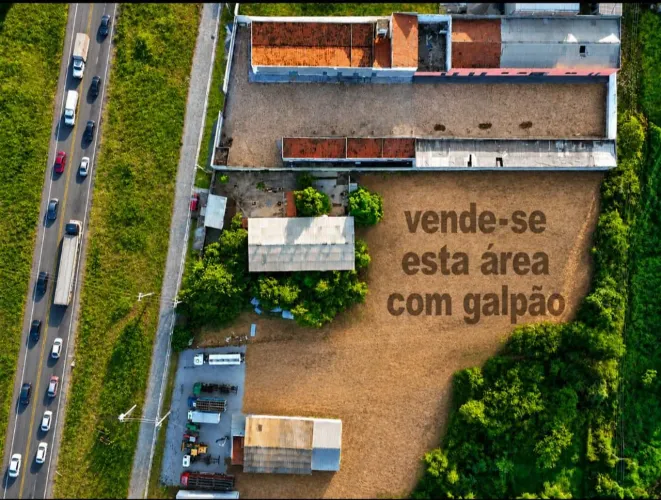 Área comercial com GALPÃO
