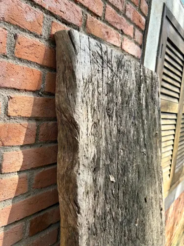 Prancha de Peroba antiga e espessa