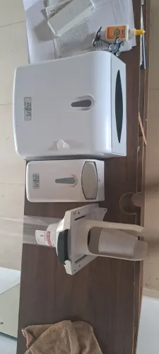 Kit poupa copo, saboneteira e poupa guardado