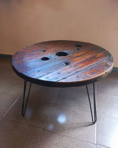 Mesa de Centro em Madeira (Bobina) com Hairpin Legs - Estilo Industrial