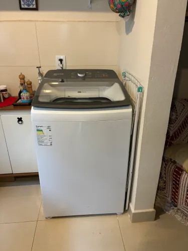 Máquina de lavar roupas Brastemp