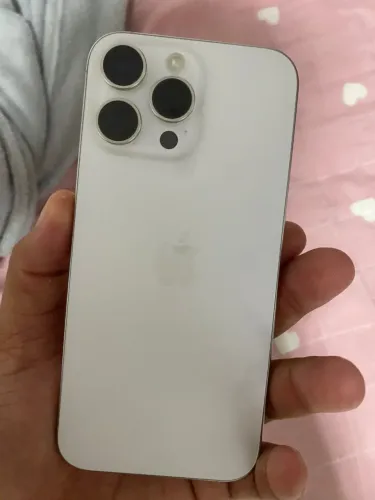 iPhone 16pro max 265 gb cor branco
