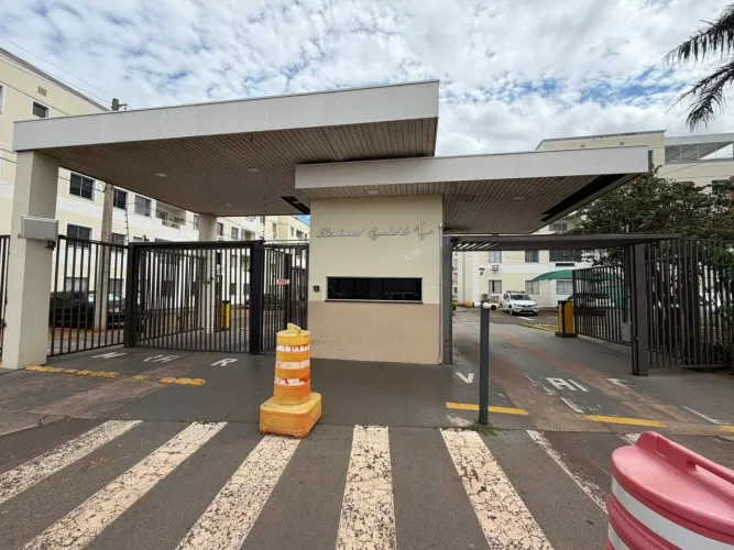 Alugo apto mobiliado top - Ciudad de Vigo
