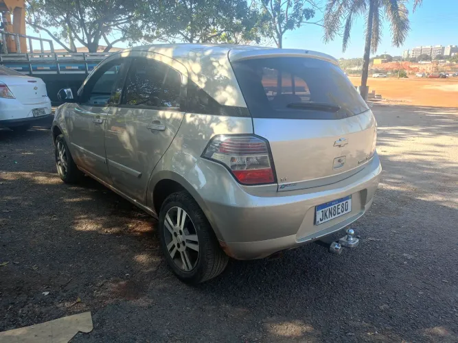Chevrolet Agile LTZ 1.4 MPFI 8V Flexpower 5P 2013