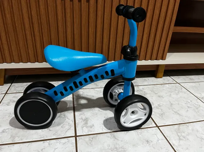 Vendo bicicleta de equilíbrio
