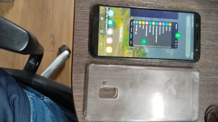 Celular Samsung J8