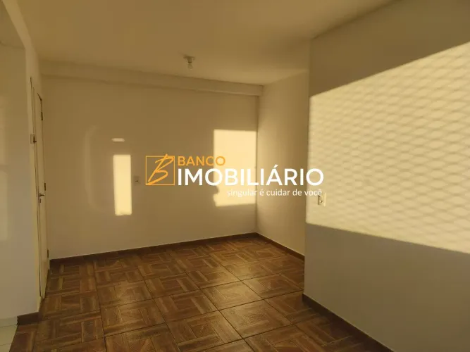 Apartamento com ótima iluminação e 02 dormitórios no bairro Jardim Itu.