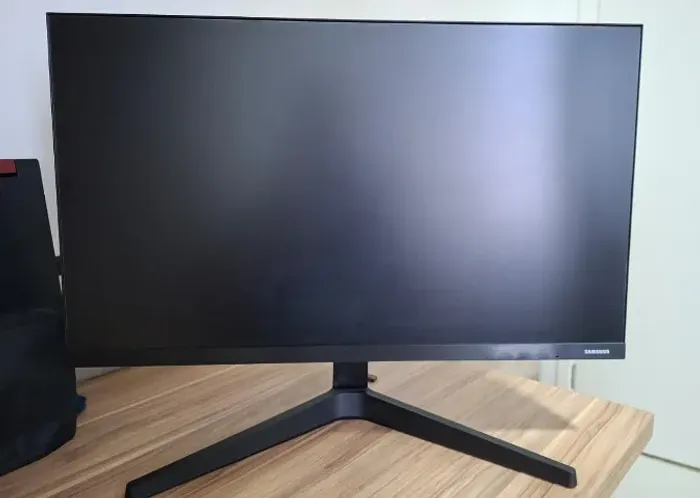 Monitor Samsung 24" IPS Full HD 75Hz (Excelente Estado)