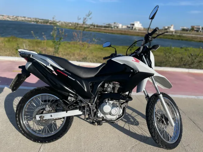 HONDA BROS 160 modelo ESDD IPVA pago até as 2027