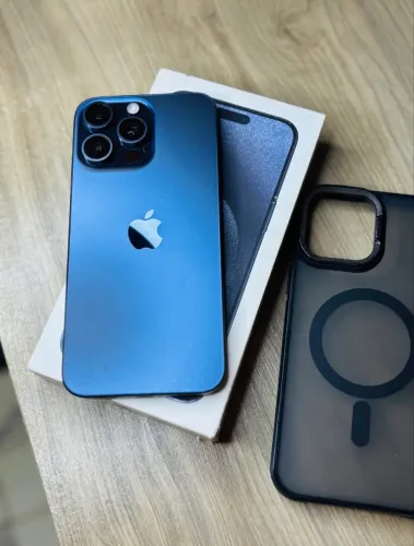 Vendo iPhone 15 pro max 