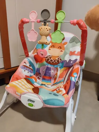 Cadeirinha de balanço elétrica zippy baby