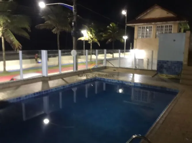 Casa de Condomínio à Venda em Vila Vera Cruz, Mongaguá 3 Dorms