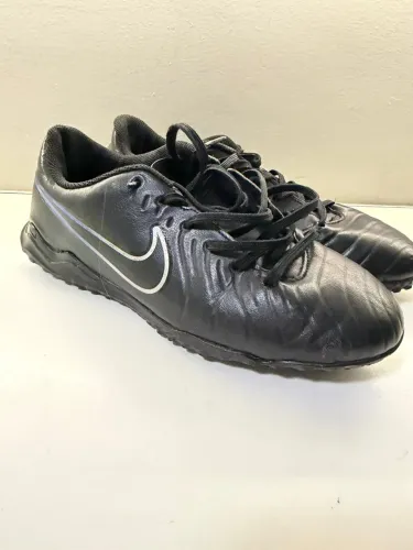 Chuteira Nike Tiempo Legend 10 Club Tf Low Preta - Tamanho 39 - Impecável!