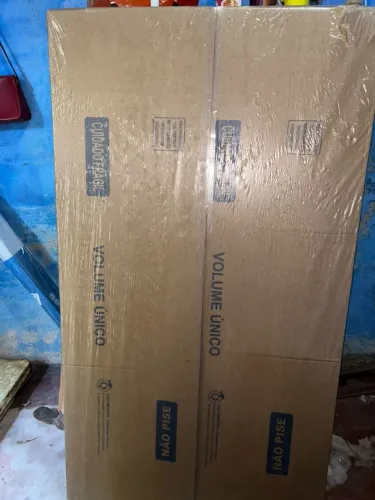 Vendo berço cama com coxão na caixa munda foi usado