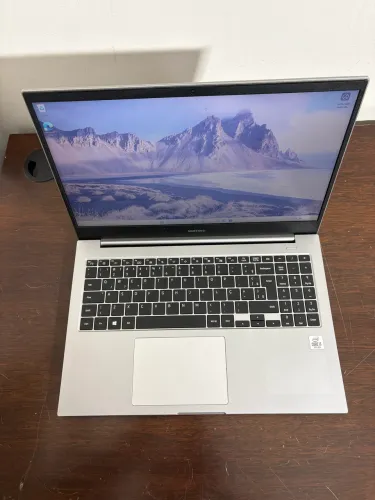 Notebook Samsung book i3 10ª Geração + SSD + 4GB RAM | Rápido e Revisado