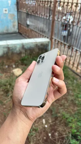 Vendo iPhone 12 Pro Gold 256gb