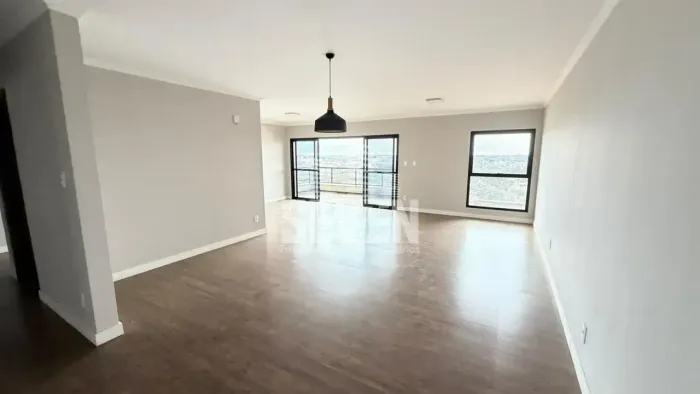 Apartamento com 3 Suítes no Residencial Albatroz Bauru 260 m²