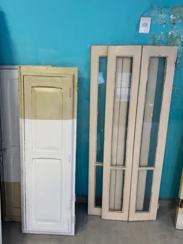 MATERIAIS DE DEMOLIÇÃO, COMPESADOS DE MAIS DE 50 ANOS SUPER RESISTENTES 