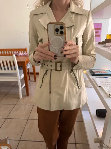 Jaqueta de couro legítimo off white