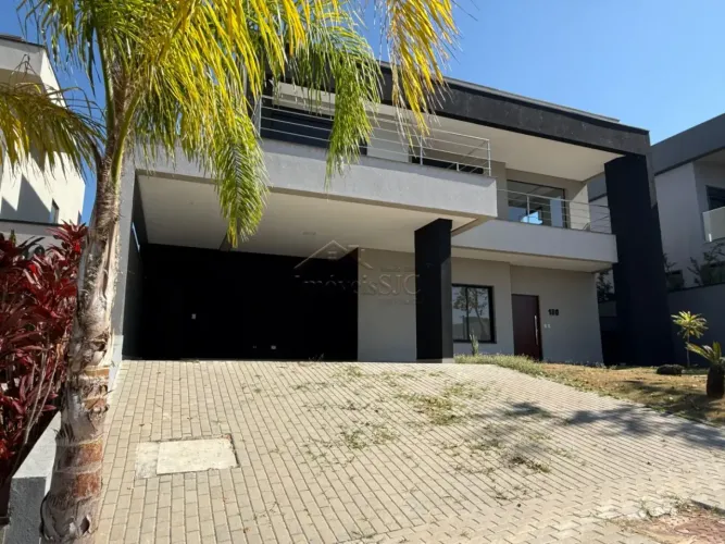 Casa em condomínio fechado na cidade de São José dos Campos