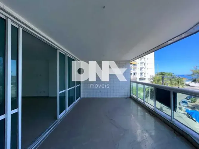Apartamento - / Residencial / Barra da Tijuca
