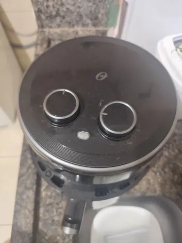Airfryer Oster bom estado 