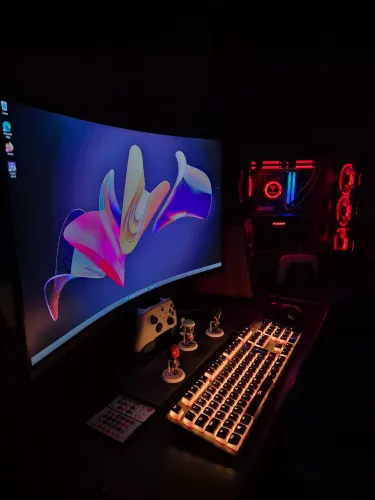 PC GAMER 32Gb + MONITOR 32 170hz curvo