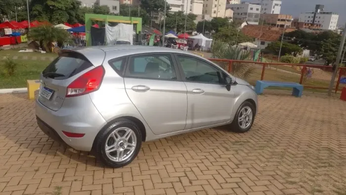 Ford Fiesta SEL 1.6 16V Flex Aut. 5P 2018