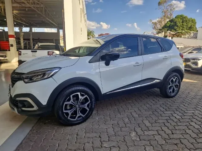 Renault Captur Iconic 1.3 TB 16V Flex 5P AUT 2022