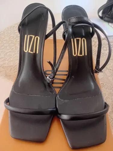 Sandália Uza Nova