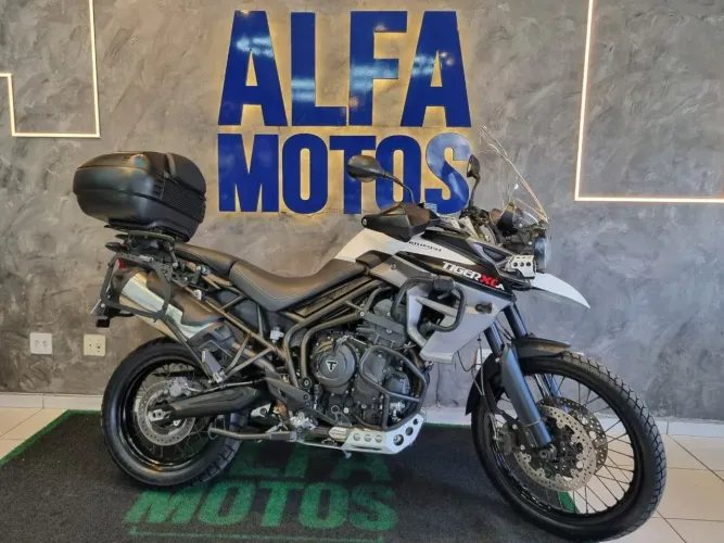 TRIUMPH TIGER 800 XCA BRANCO 2016