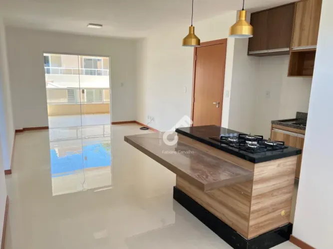 ABRANTES, Estrada do Coco. Apartamento 1º andar em condomínio fechado com infraestrutura, 