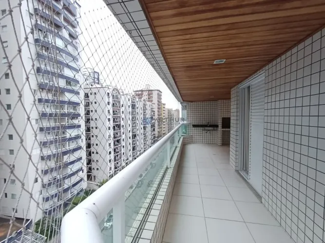 Apartamento para locação em Praia Grande no Canto do Forte a 400m da praia