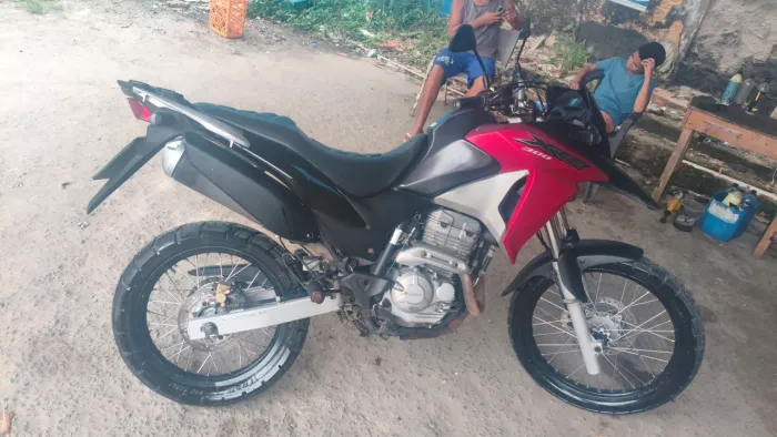 XRE 300 2016 moto conversada em meu nome
