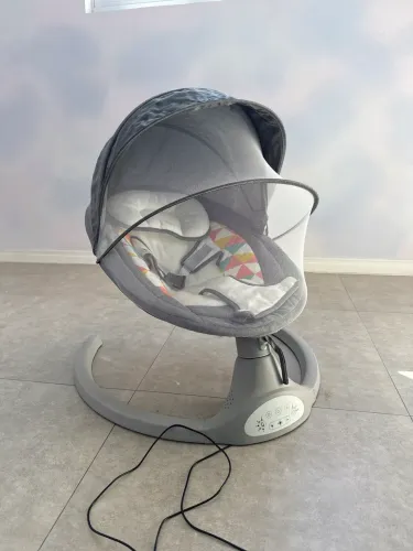 Cadeira de balanço elétrica