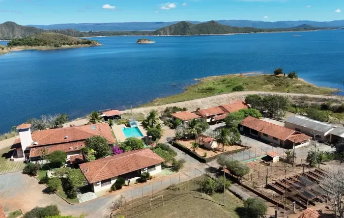 FAZENDA À BEIRA DO LAGO SERRA DA MESA | 128 ALQUEIRES | PECUÁRIA E TURISMO |