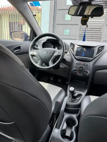 Hyundai HB20S C.plus/c.style1.0 Flex 12V Mec. 4P 2019
