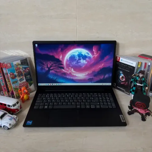 Notebook Lenovo V15 Gen4 i7-13620H 2.4GHz 16GB DDR4 256GB NVMe 15.6 LED FHD Gar até Julho